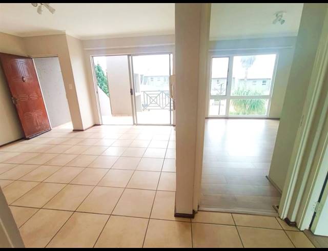 2 BEDROOM TOWNHOUSE FOR SALE IN SOUTH CREST